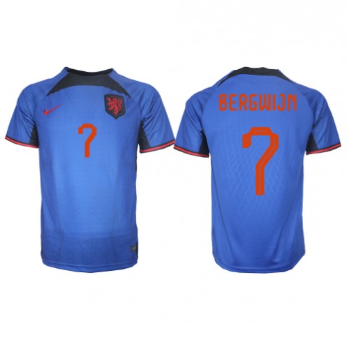 Nederland Steven Bergwijn #7 Bortedrakt VM 2022 Kortermet Nederland Steven Bergwijn #7 Bortedrakt VM 2022 Kortermet